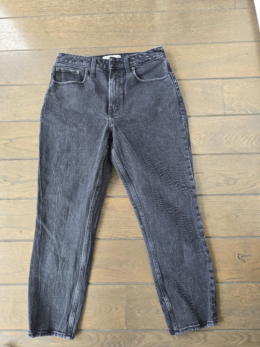 Abercombie & Fitch jeans - The Mom high rise - Curve love size 8 - Extra Short